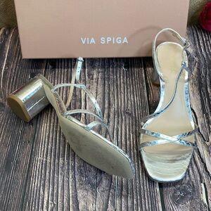 VIA SPIGA Silver Leather Roslyn Sandal